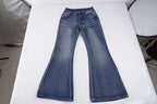 Women's Flared Jeans in Casual Vintage Style with High Waist and Stylish Washes