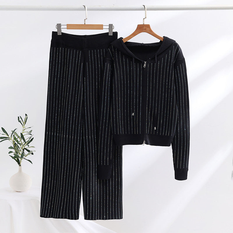 Women's Fashionable Loungewear Set with High Collar and Zipper