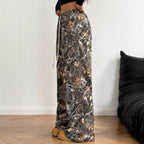 Women's High-Waisted Cargo Pants with All-Over Pattern