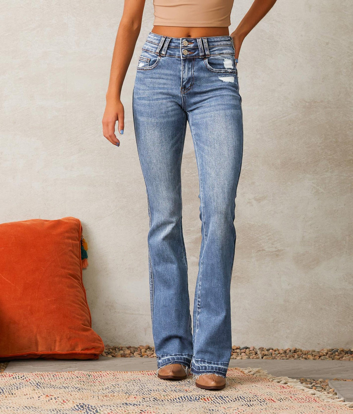 Women's Vintage-Style High-Waisted Flared Jeans