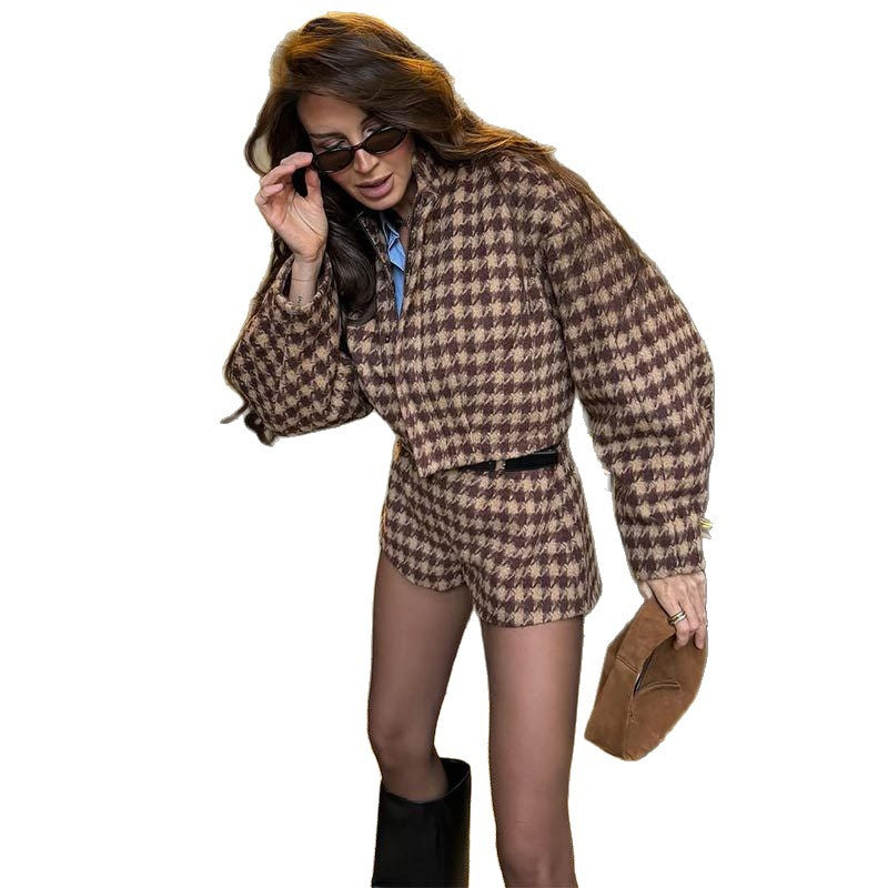 Women's Fashionable Plaid Short Suit with Voluminous Sleeves
