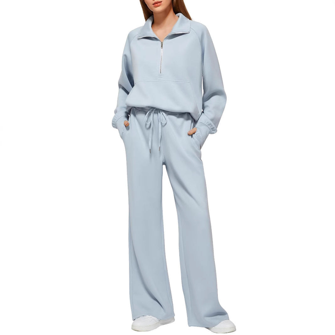 Women's Comfortable Sport Suit with Zipper and Wide Cut