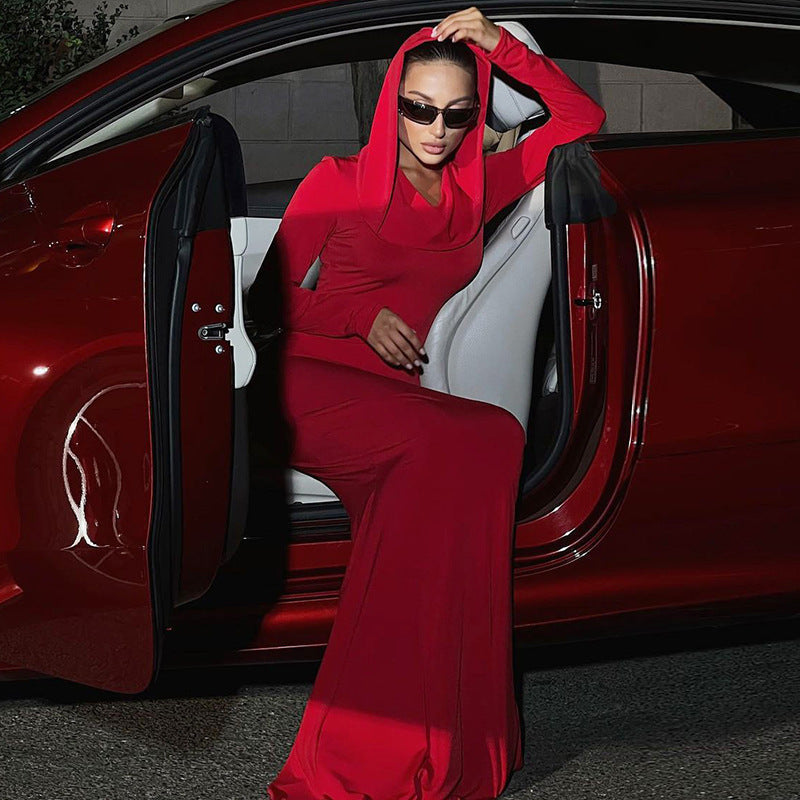Women's Elegant Evening Dress with Hood and Figure-Hugging Silhouette