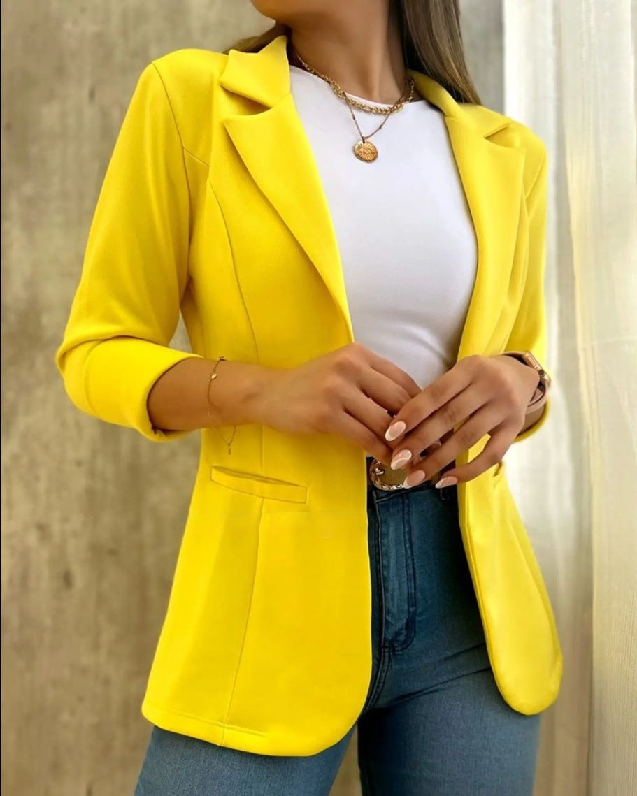 Elegant Tailored Blazer with Pockets