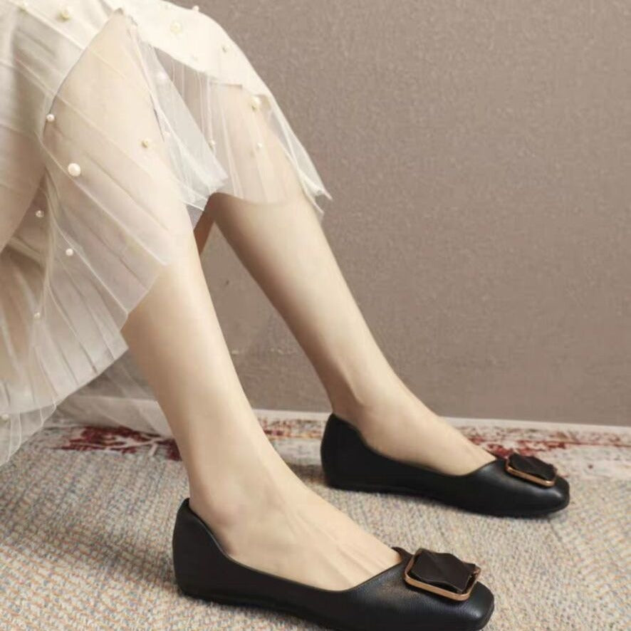 Women's Ballet Flats with Elegant Buckle Accent