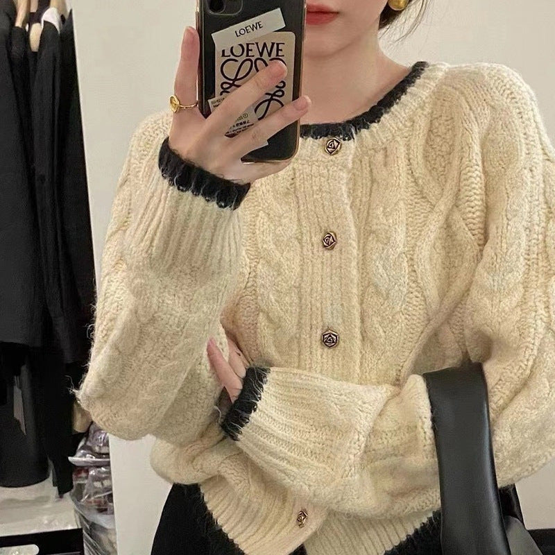 Women's Cozy Cardigan with Cable Knit Pattern