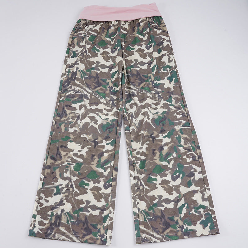 Women's Comfortable Cargo Pants with Elastic Waistband and Camouflage Pattern
