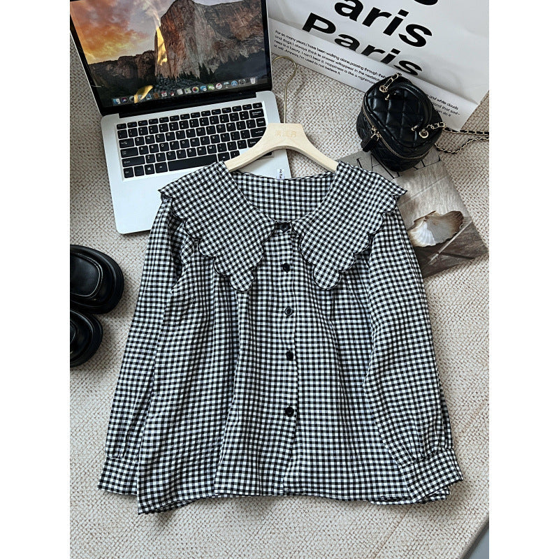 Women's Blouse with Large Collar and Ruffle Details