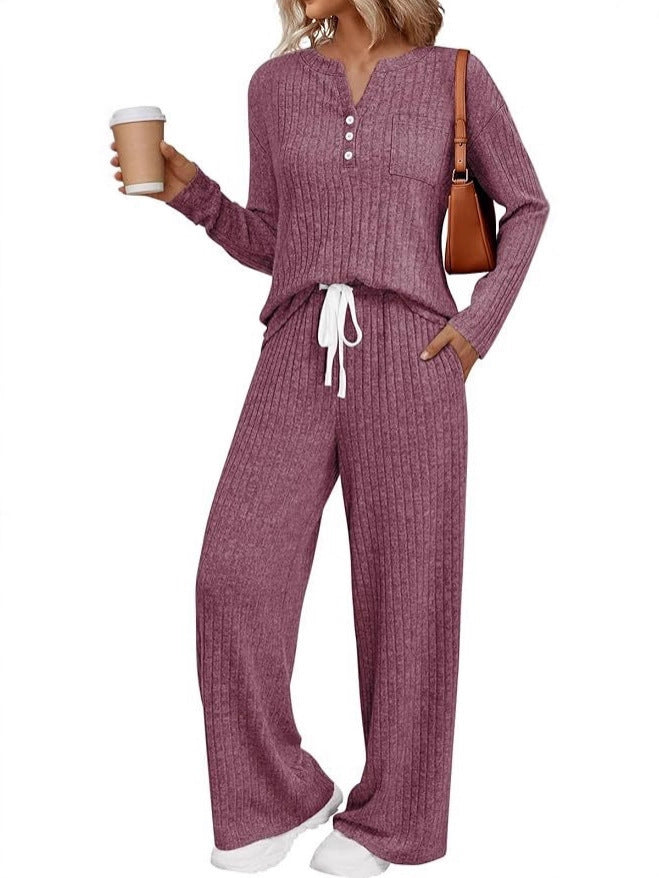 Women's Comfortable Knit Suit with Casual Cut