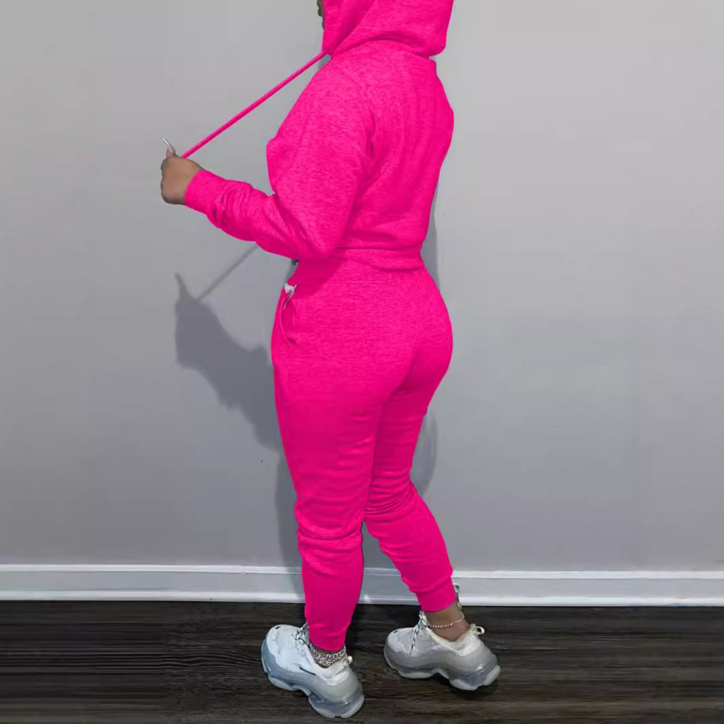 Men's casual jogging suit set with hoodie kangaroo pocket and tapered jogging pants