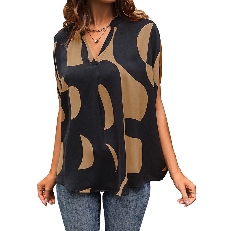 Women's Blouse with Graphic Print and Loose Fit