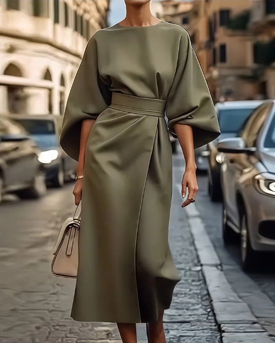 Women's Elegantly Cut Maxi Dress with Puff Sleeves and Fitted Belt