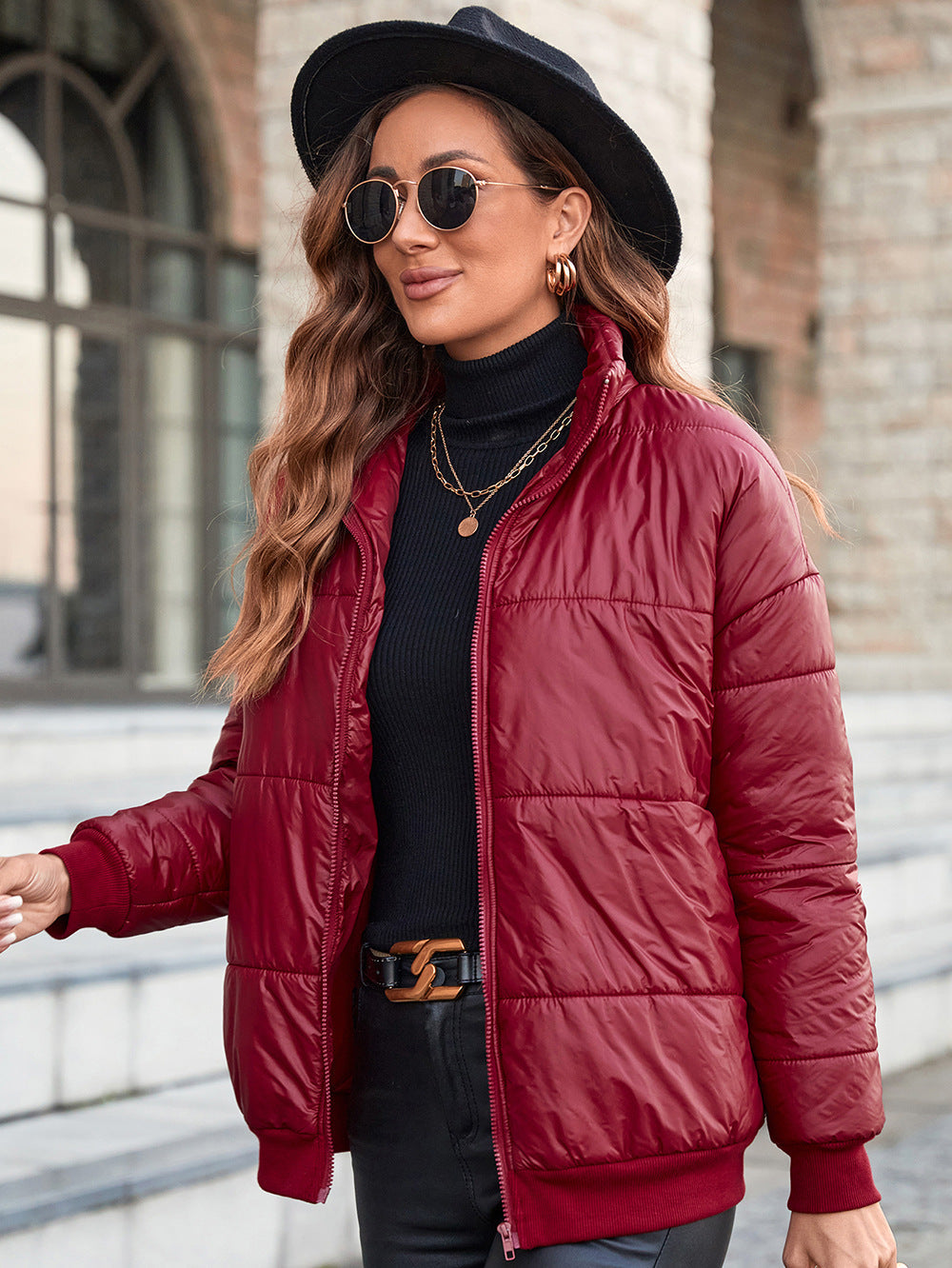 Women's Elegant Quilted Jacket with High Collar and Modern Pockets