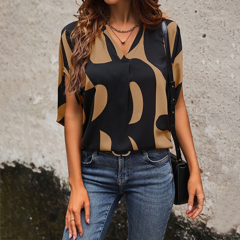 Women's Blouse with Graphic Print and Loose Fit