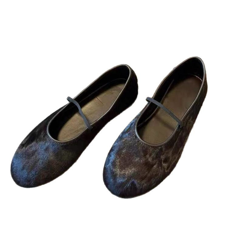 Women's Ballet Flats with Flexible Strap Design and Comfortable Footbed