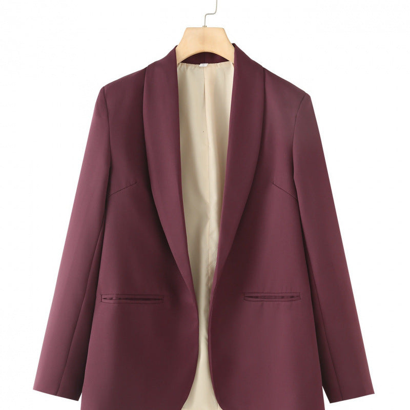 Elegant Women's Blazer with Unique Cut and Pockets