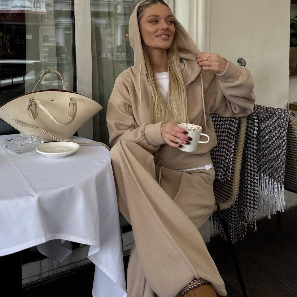 Women's Comfortable Fleece Hoodie and Lounge Pants Set