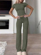 Women's Casual Lounge Set with Fitted Top and Comfortable Pants