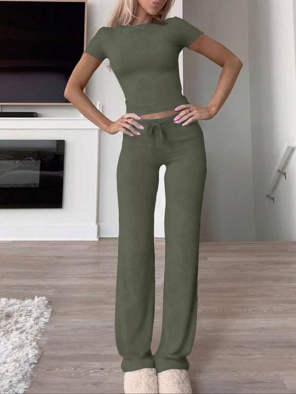 Women's Casual Lounge Set with Fitted Top and Comfortable Pants