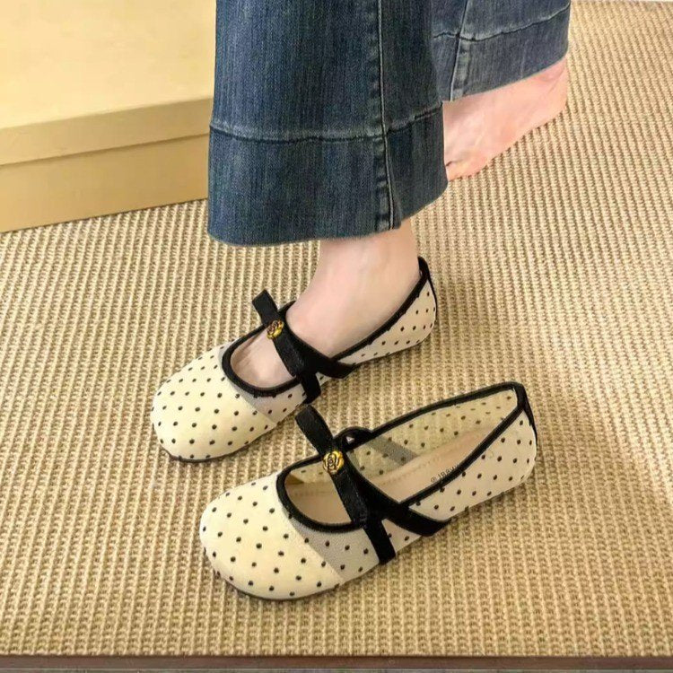 Women's Ballet Flats with Decorative Strap and Comfort Footbed