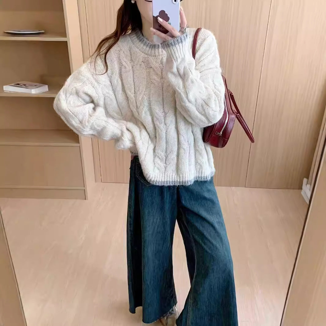 Women's Chunky Knit Sweater with Cable Pattern and Round Neckline