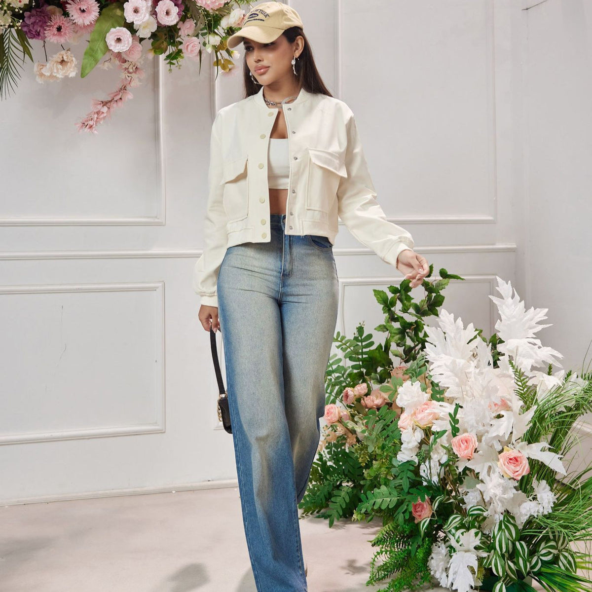 Women's Elegant Cropped Jacket