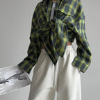 Women's Long-Sleeve Shirt in Casual Plaid