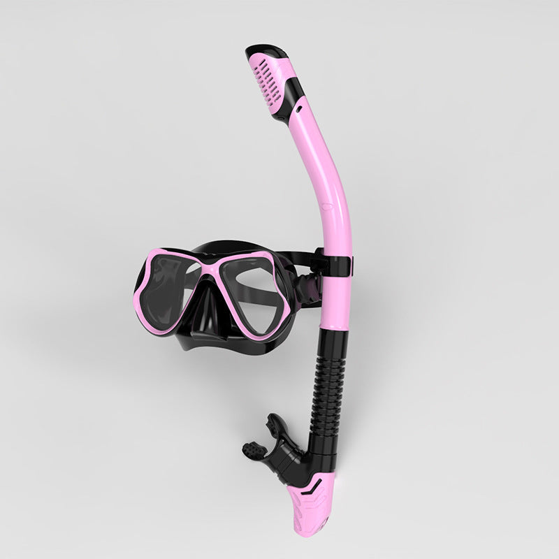Snorkel mask with ergonomic fit and innovative breathing technology