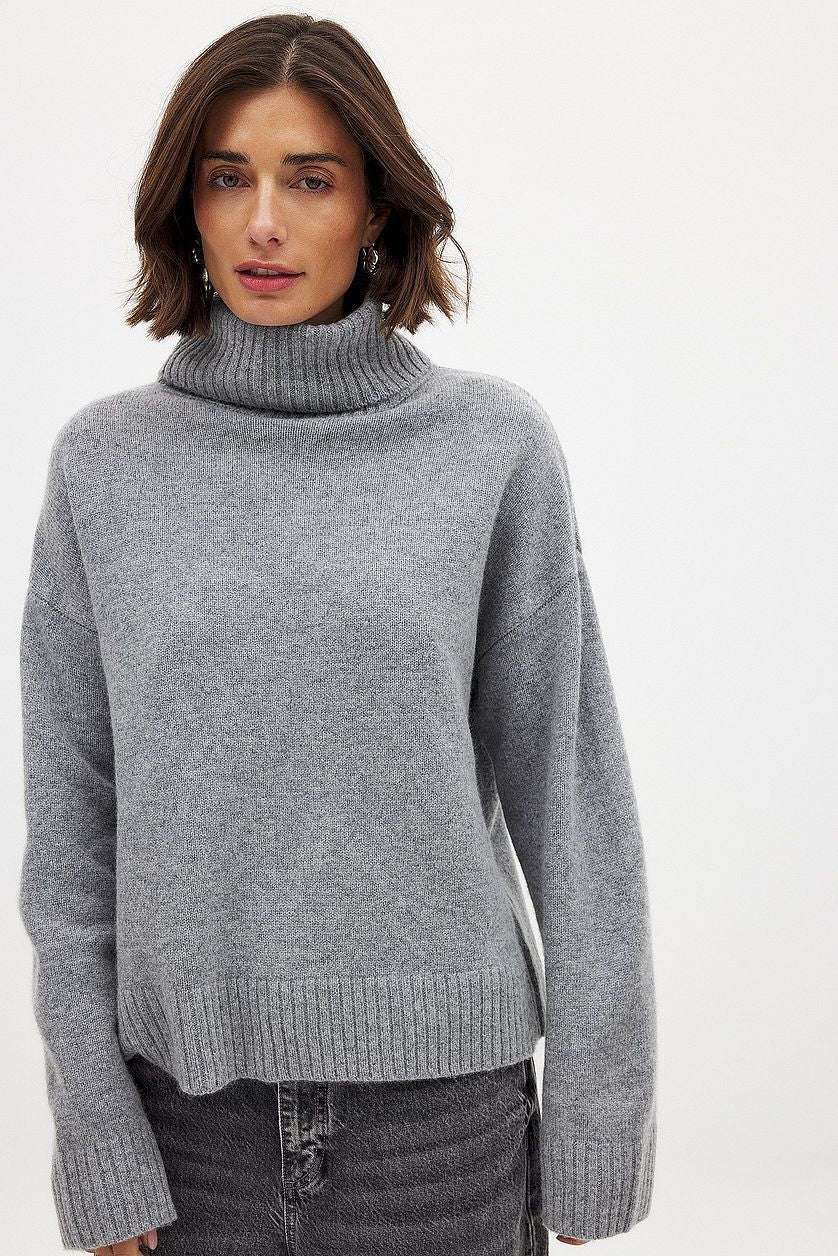 Women's Fine Turtleneck Sweater in Soft Knit