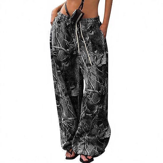 Women's High-Waisted Cargo Pants with All-Over Pattern