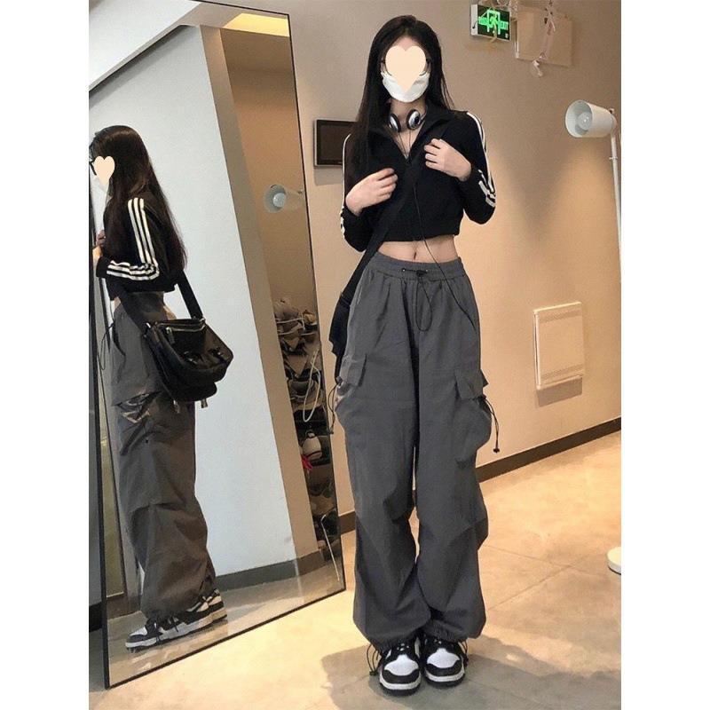 Women's Wide-Leg Cargo Pants with Practical Pockets