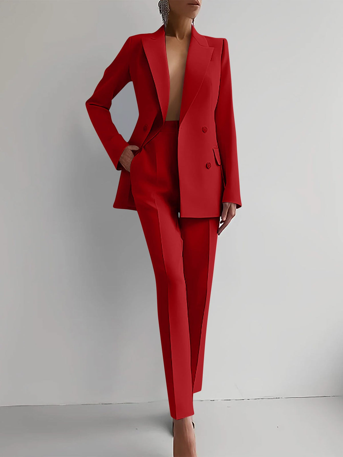 Women's Elegant Double-Breasted Blazer and Tailored Trousers