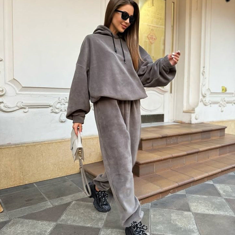 Women's Comfortable Fleece Hoodie and Jogging Pants Set