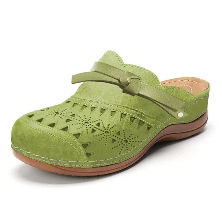 Women's Breathable Clogs with Floral Cutout Design and Anatomical Footbed