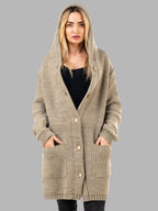 Women's Chunky Knit Cardigan with Pockets and Button Placket