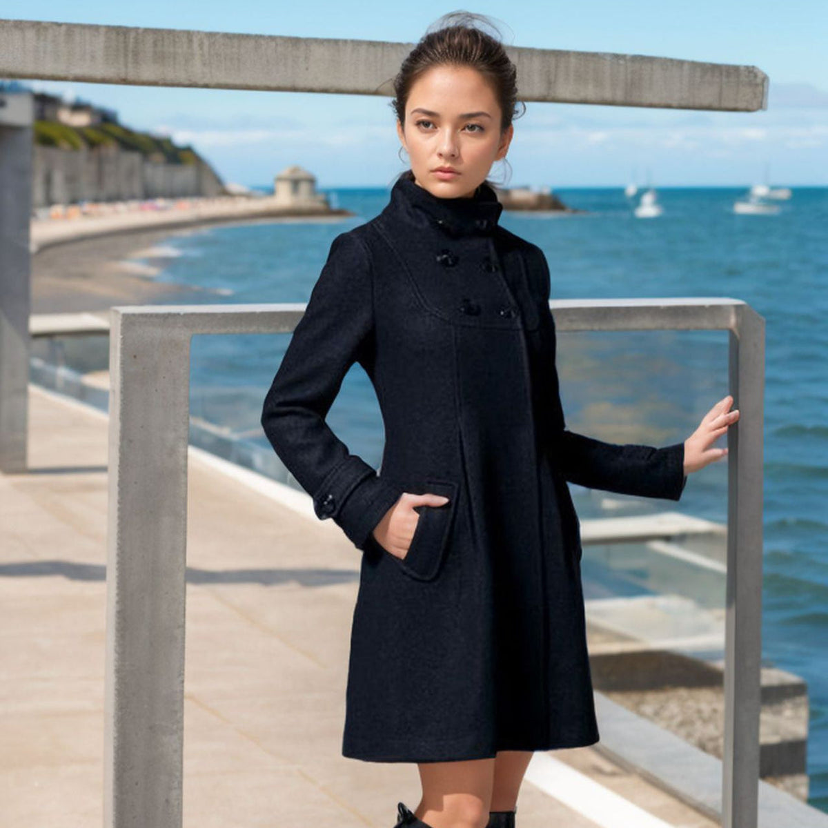 Elegant Wool Coat with Modern Collar and Pockets