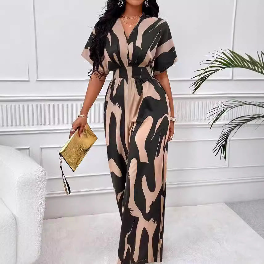 Elegant Women's Jumpsuit with Wide Legs and Refined Design