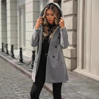 Women's Elegant and Comfortable Coat with Pockets