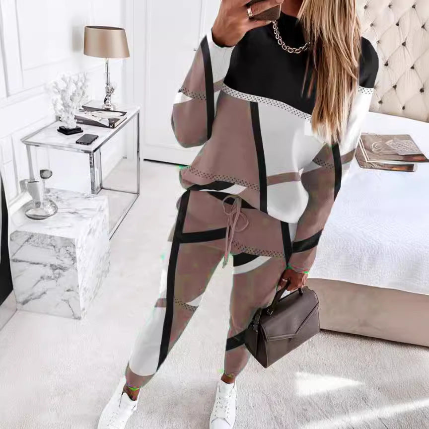 Women's Patterned Sweatshirt and Jogger Set