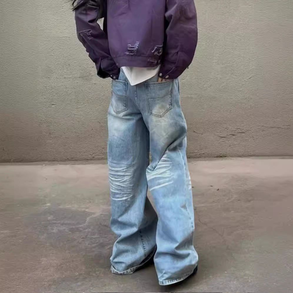 Women's Baggy Jeans with Vintage Look and Casual Details