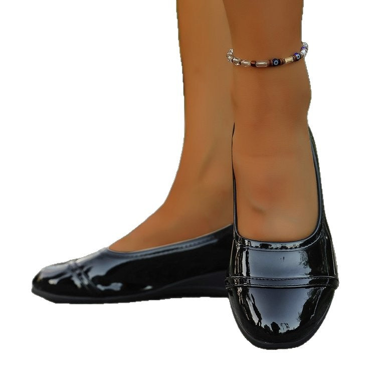 Women's Ballet Flats with Elegant High-Gloss Leather Upper and Ergonomic Outsole
