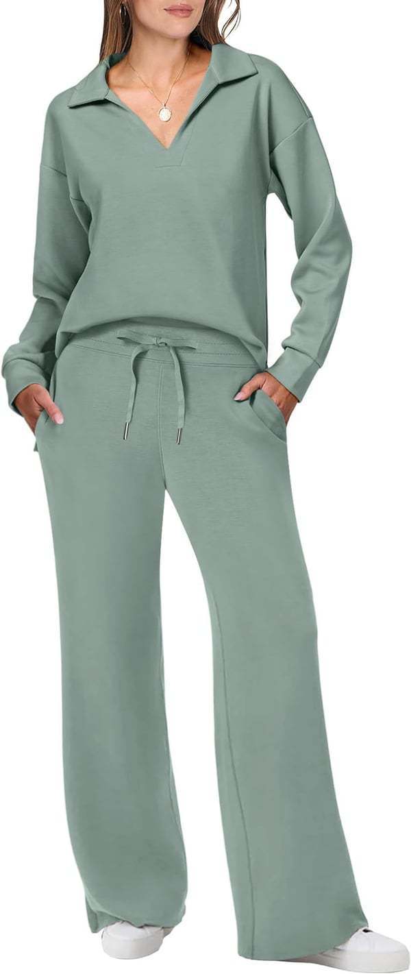 Women's Casual Lounge Set with Wide Cut and Cozy V-Neck