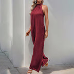 Elegant Jumpsuit with High Collar and Wide Leg