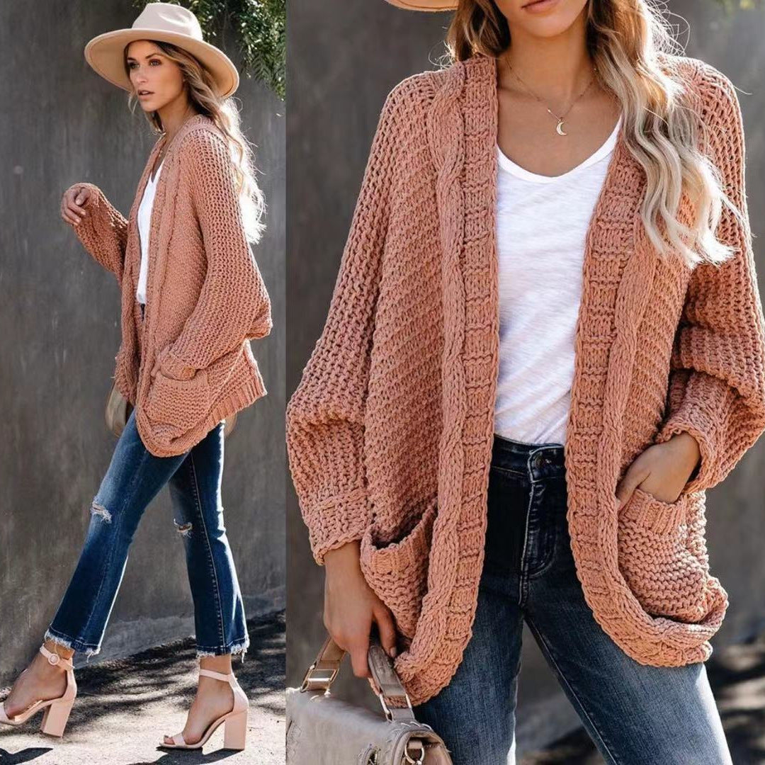 Women's Chunky Knit Jacket with Casual Contours and Large Pockets