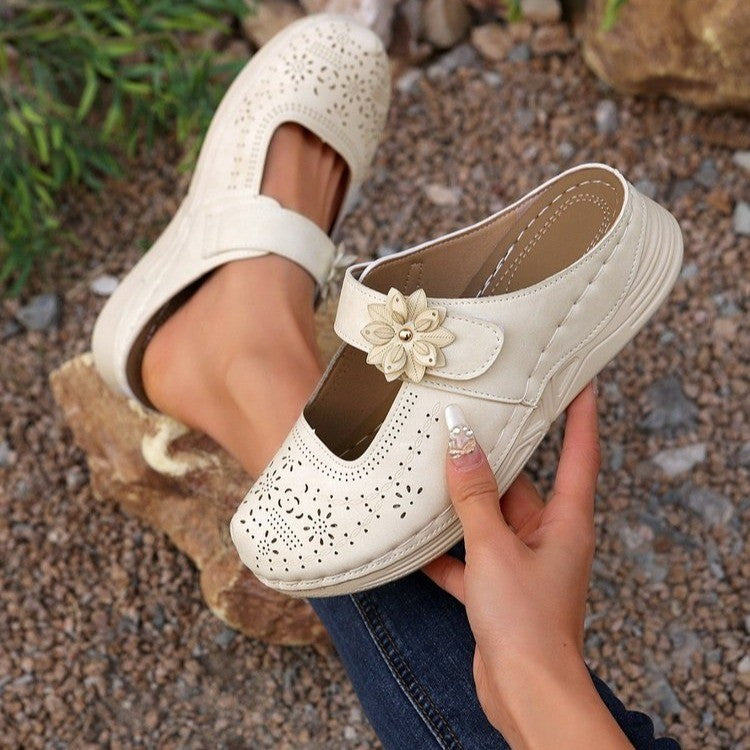 Women's Breathable Clogs with Floral Decor
