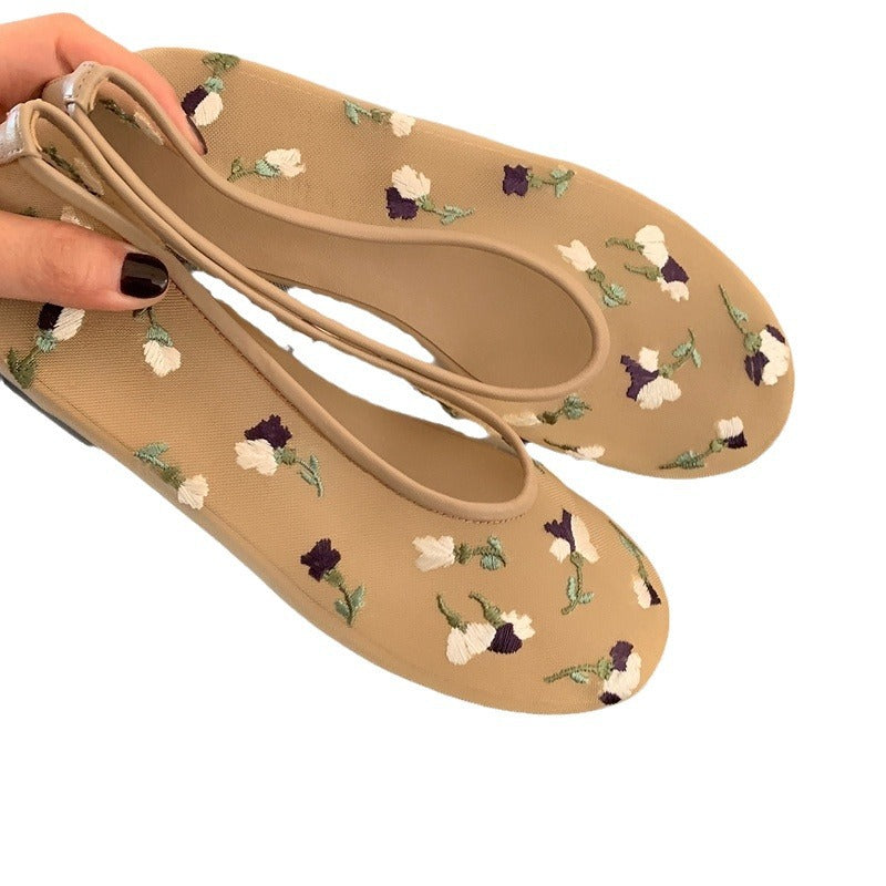 Women's Ballet Flats with Floral Embroidery and Flexible Comfort