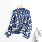 Women's Vintage-Style Embroidered Blouse with Collar and Button Closure