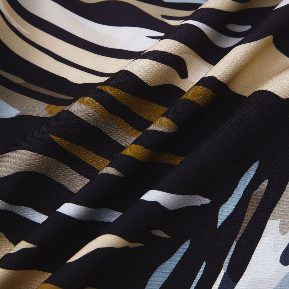 Women's Short-Sleeve Shirt with Modern Abstract Design