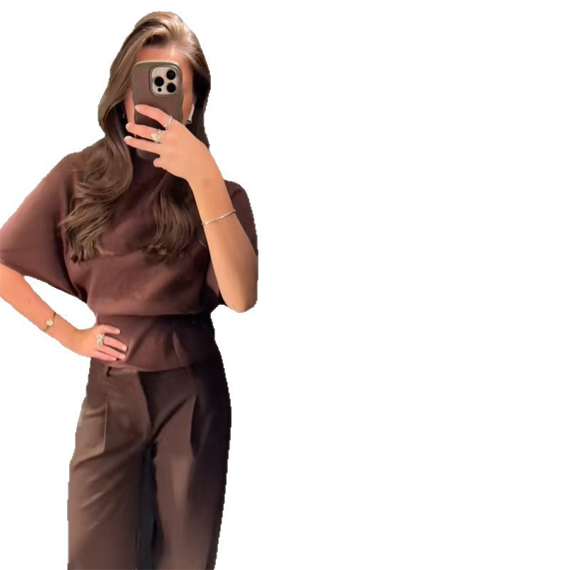 Elegant Women's Trouser Suit Set with Refined Fit
