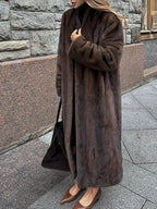 Women's Elegant and Fluffy Long Faux Fur Coat